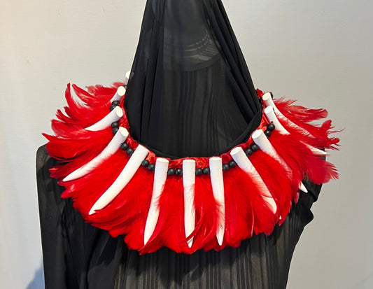 Samoan Ula Nifo (Necklace on Feathers)